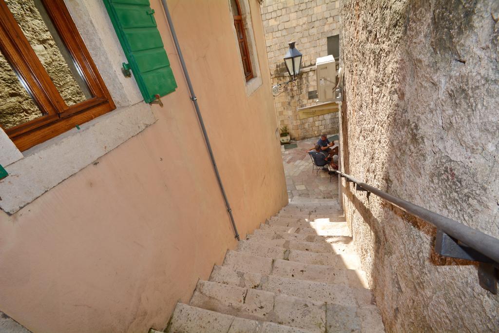 Studios Belvi Kotor Exterior foto